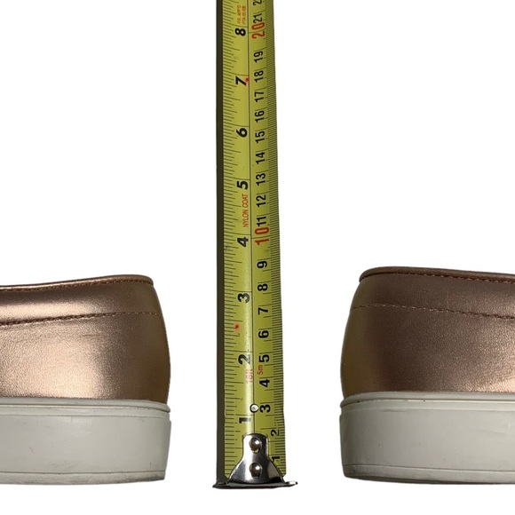 Like New Aldo Rose Gold Quilted Slip On Semi Platform Loafer Size 6 - Picture 10 of 11